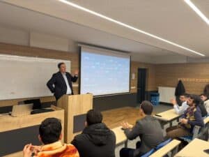 Hendek MYO’da Öğrencilere İmalat Sanayisinde Yenilik ve Dijitalleşme Anlatıldı