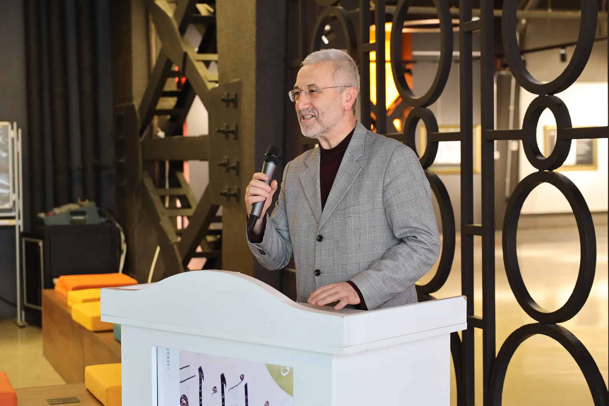 Ofis Sanat Merkezi'nde İsmail Hakkı Bursevî'nin Eserleri ve Fikir Dünyası Sergi ve Panel ile Tanıtıldı