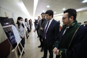 SUBÜ Bilişim Teknolojileri MYO Öğrencilerinden Barış Odaklı Sanat Sergisi Açıldı