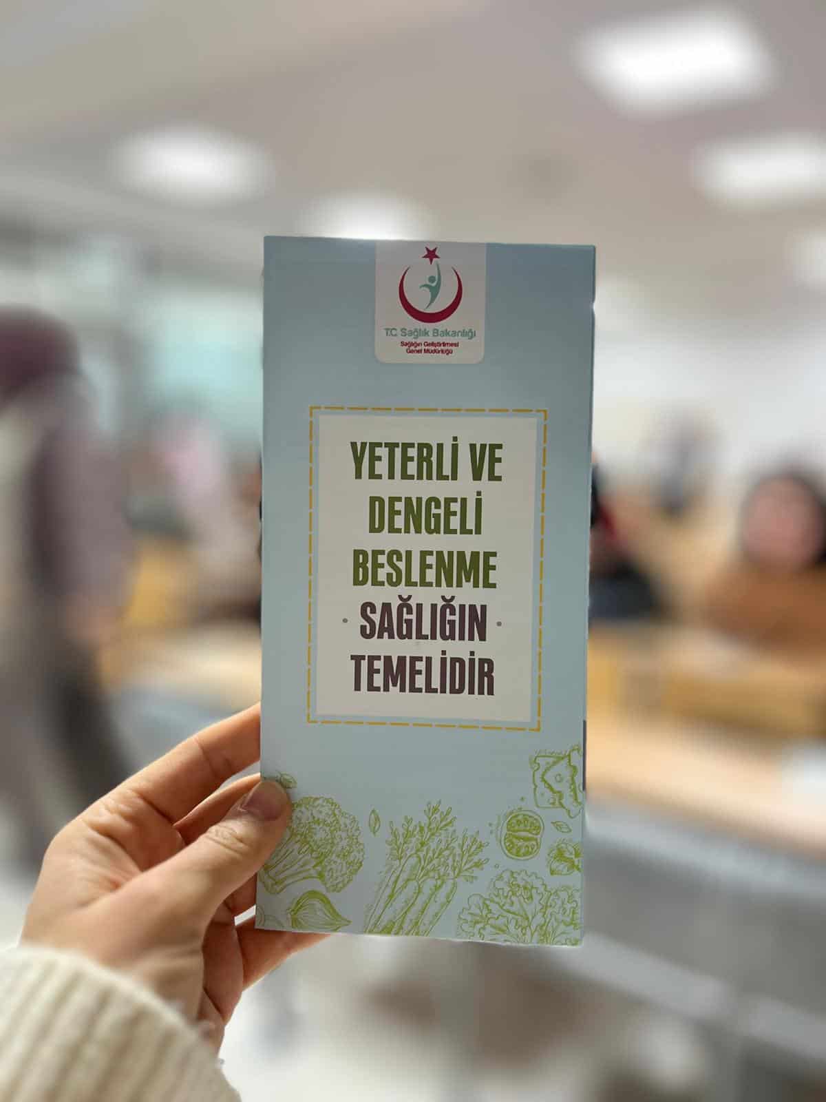 Ferizli MYO'da 4 Mart Dünya Obezite Günü'nde Bilgilendirici Eğitim ve Sağlık Tarama Etkinliği Yapıldı
