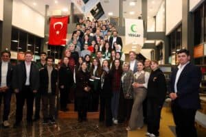 SUBÜ Genç Yeşilay Topluluğu, Sakarya'daki İftar Programında Gençlik ve Gönüllülük Konularında Buluştu