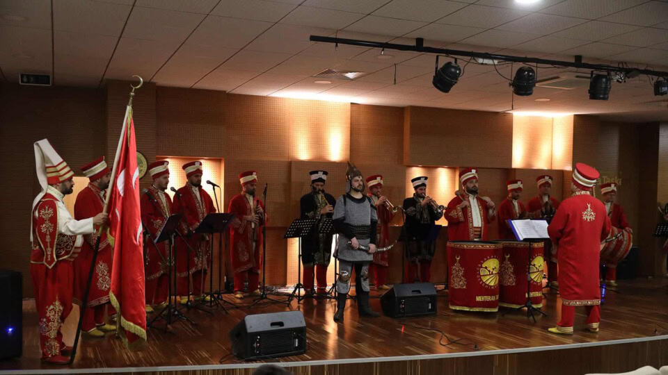 Sakarya’da Düzenlenen Sufi Mehteran Gösterisiyle Geleneksel Mehter Kültürü Yaşatıldı