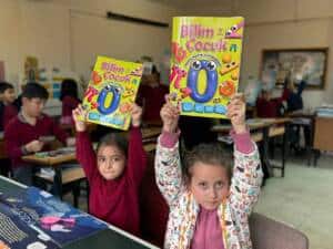 Bilim Tohumları ile Büyüyen Çocuklar Projesiyle Kırsal Mahallelerde Bilimsel Eğitim Sürdürülüyor