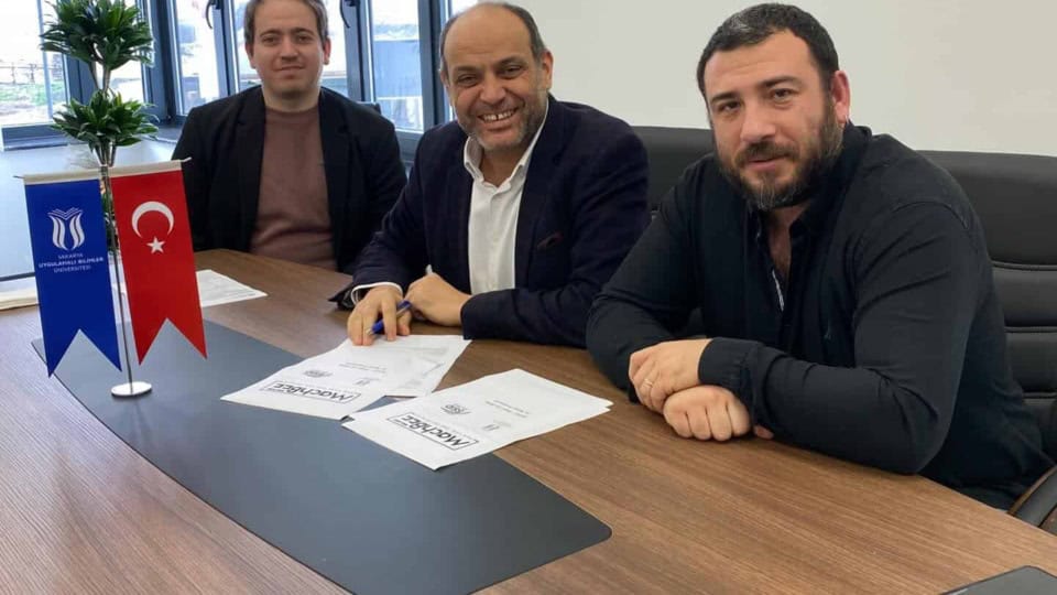 Meslek Yüksekokulu ile MachBEE Arasında Eğitim ve Dijital Dönüşüm İçin İş Birliği Sağlandı