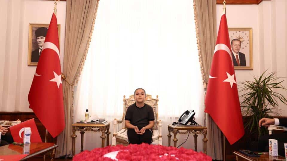 Sakarya Valiliği’nde 23 Nisan’da Çocuklar Temsili Makamda Görev Aldı