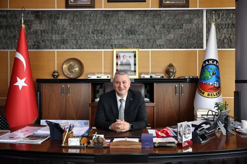 Serdivan Belediye Başkanı Osman Çelik’ten 23 Nisan Ulusal Egemenlik ve Çocuk Bayramı Mesajı