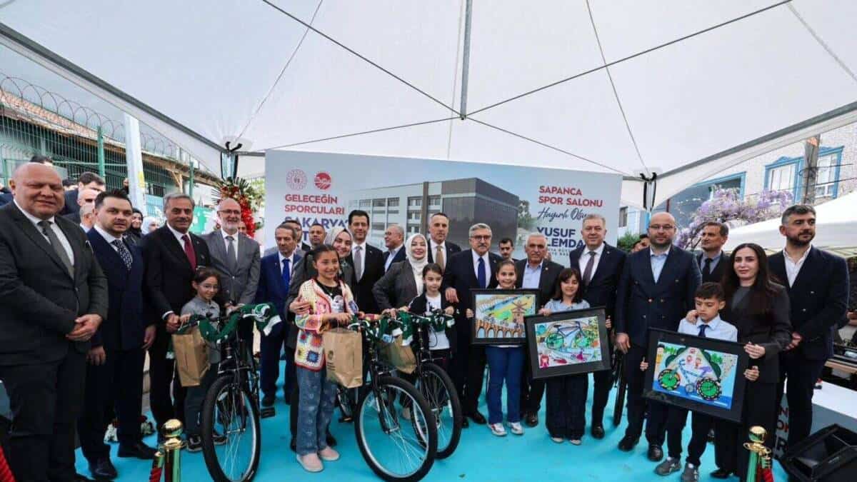 Sapanca’da Sporun Yeni Merkezi Yükseliyor: 3 Katlı Spor Salonu Temeli Atıldı