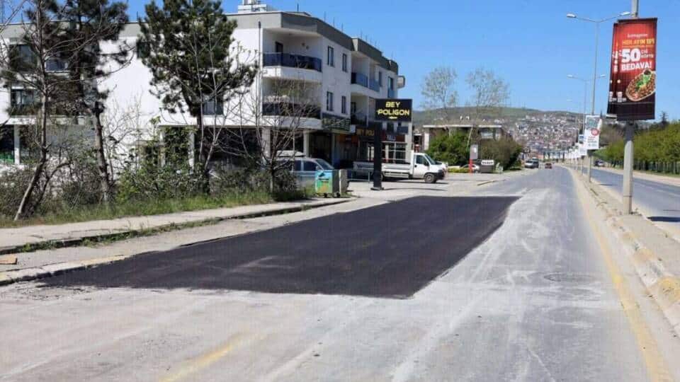 Sakarya Büyükşehir Belediyesi, Asfalt Sezonu Öncesi Kritik Yollarda İyileştirme Çalışmalarına Başladı