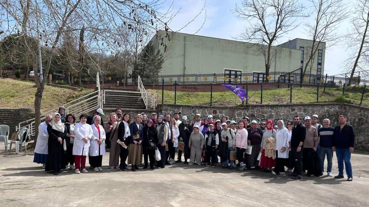 Karasu’da Özel Bireyler İçin Düzenlenen Doğum Günü Etkinliği Yüzleri Güldürdü