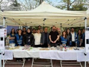 Sakarya Üniversitesi’nde İhtiyaç Sahibi Aile İçin Dayanışma Kermesi Düzenlendi