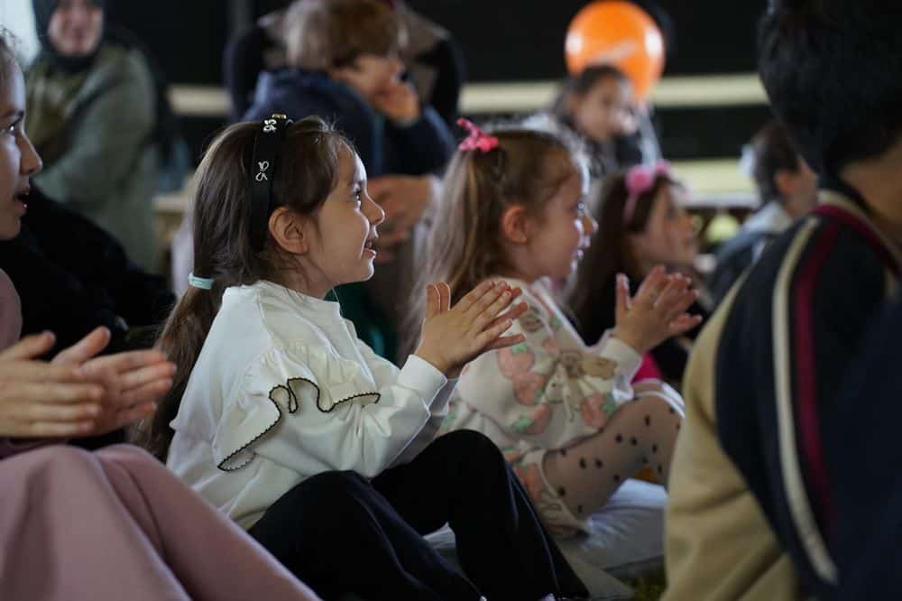 Serdivan Kitap Fuarı’nda Ahmet Özhan ve Ömer Demirbağ Söyleşilerine Vatandaşlardan Yoğun İlgi