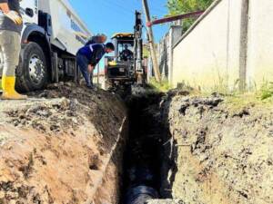 Serdivan Aralık Mahallesi’nde Türkoğlu Caddesi’nde Altyapı Güçlendirme Çalışmaları Devam Ediyor