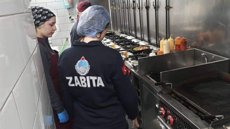 Serdivan’da Fırın ve Marketlerde Gıda Güvenliği Denetimleri Artırıldı