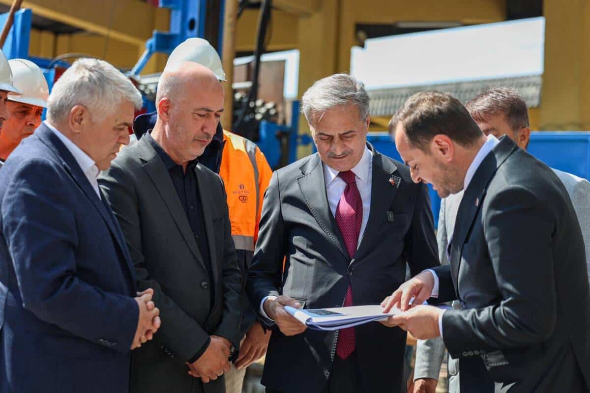 Sakarya Merkezde Dört Geçitte Rayların Yeraltına Alınması İçin Çalışmalar Başladı