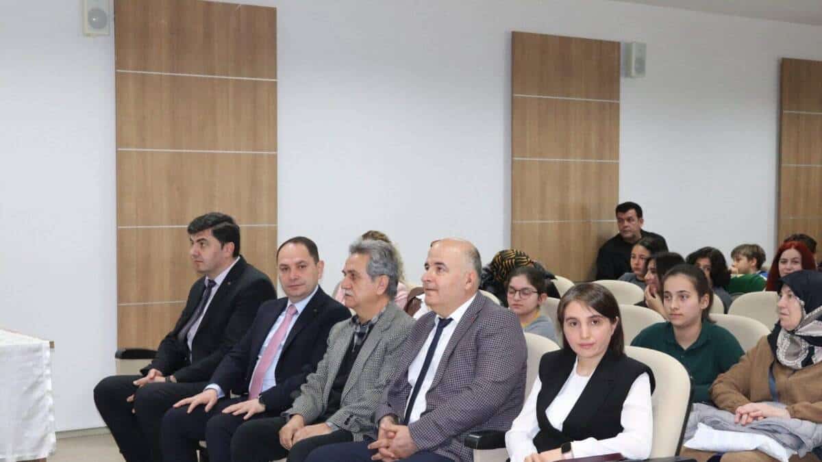 Sakarya Üniversitesi, Adapazarı’ndaki Türkçe Şenliğine Akademik Destek Sağladı