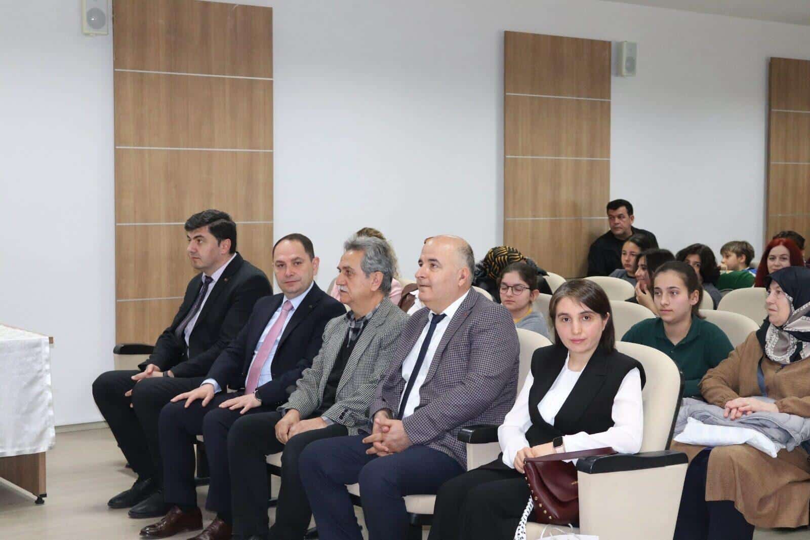 Sakarya Üniversitesi, Adapazarı’ndaki Türkçe Şenliğine Akademik Destek Sağladı